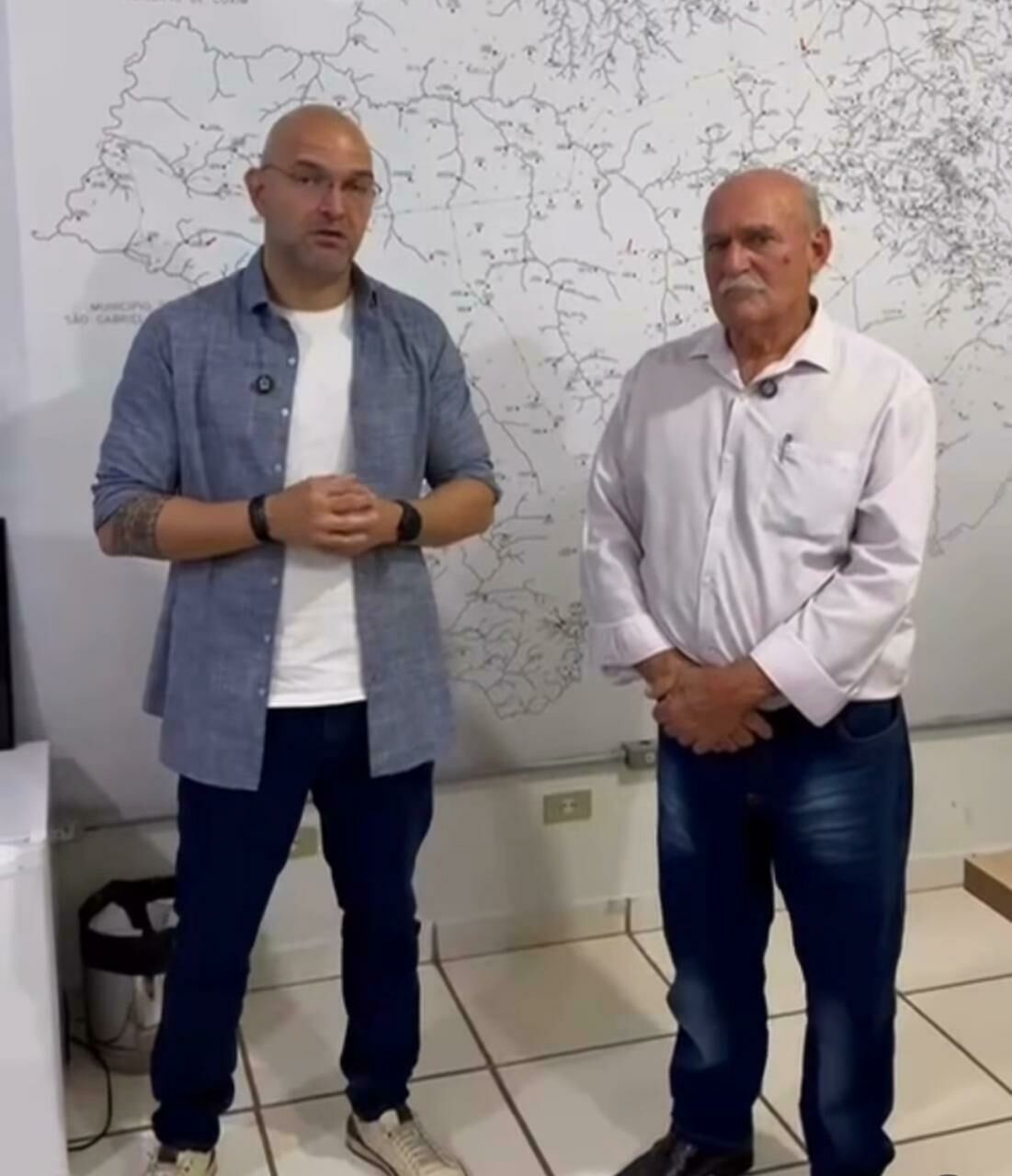 Imagem de compartilhamento para o artigo Prefeito Juvenal e secretário Hélio Daher visitam ampliação da Escola Arnaldo Estevão de Figueiredo em Figueirão da MS Todo dia